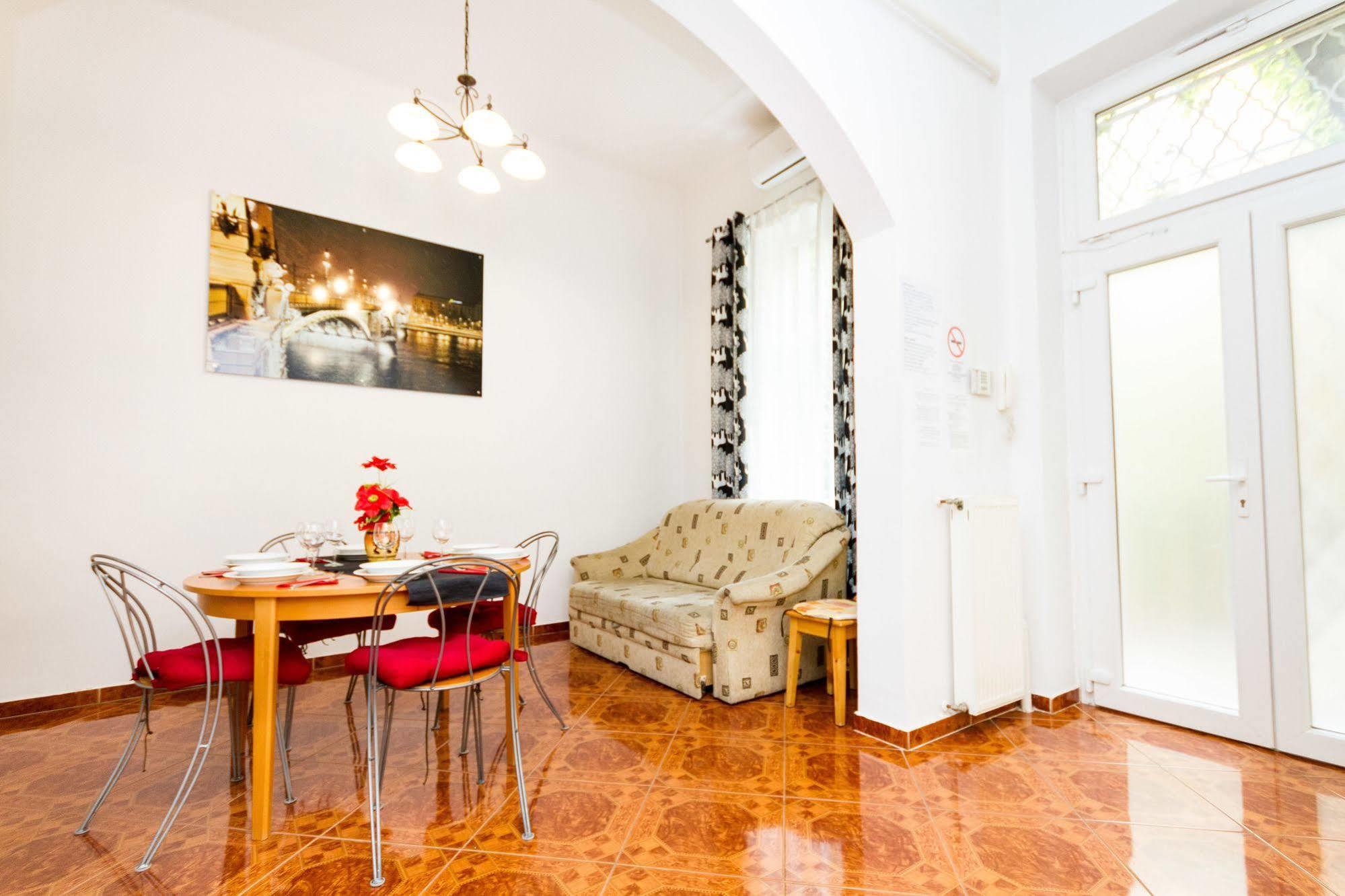 Like Home - City Center - Style Apartment 布达佩斯 外观 照片