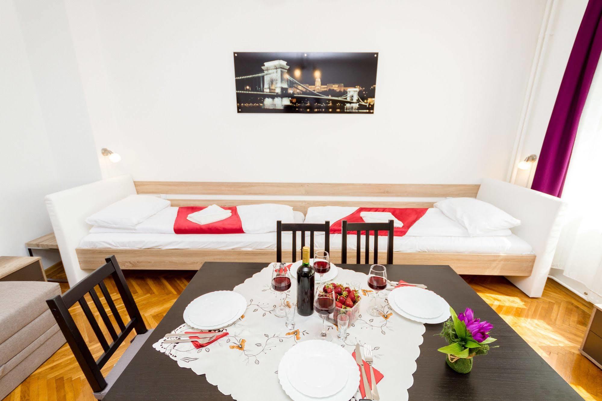 Like Home - City Center - Style Apartment 布达佩斯 外观 照片