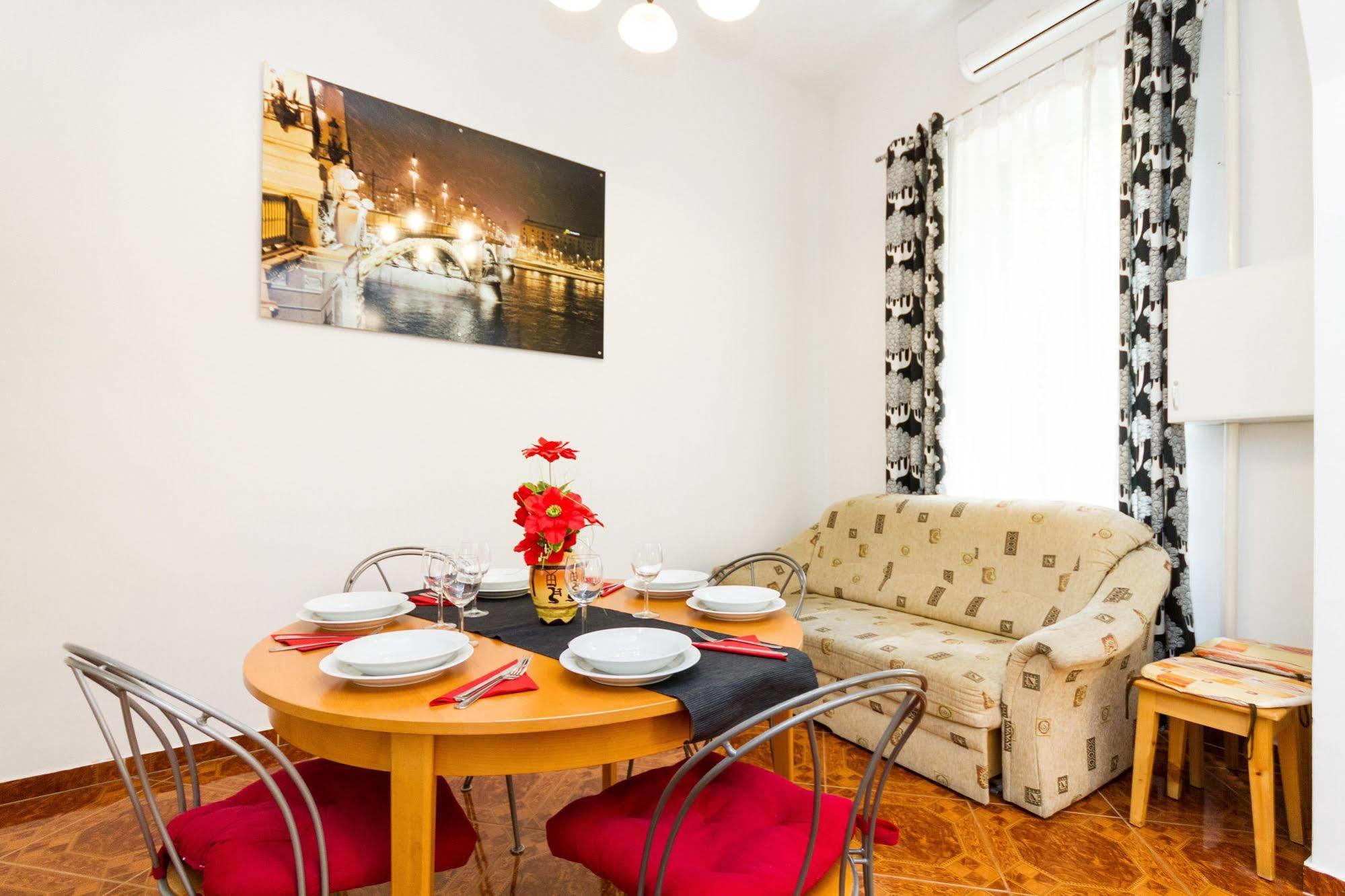 Like Home - City Center - Style Apartment 布达佩斯 外观 照片